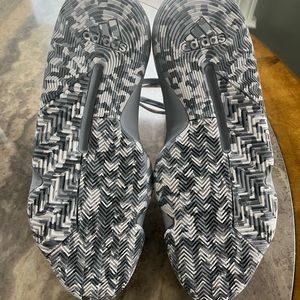 Adidas men's Bounce sneakers